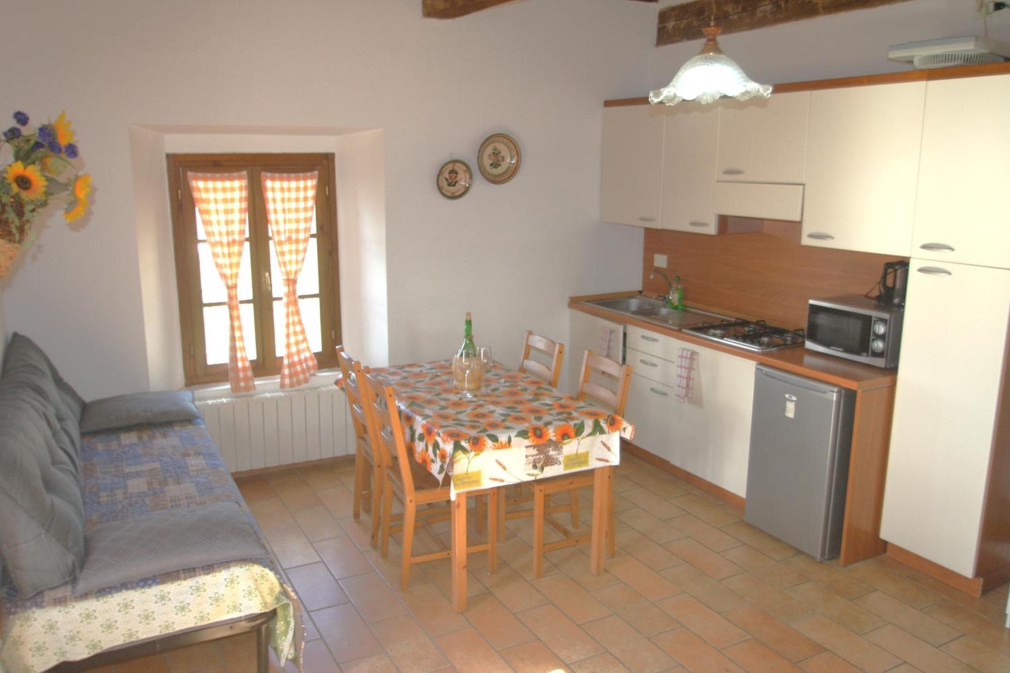 Lo Scricciolo Apartment Montecastelli Pisano Екстериор снимка